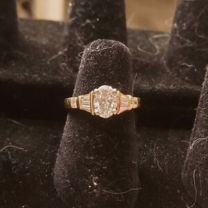 Timeless Women's Natural Diamond 14kt Gold Wedding Ring
